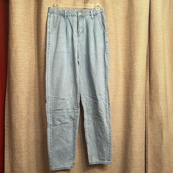 Jeans - Picture 1 of 1